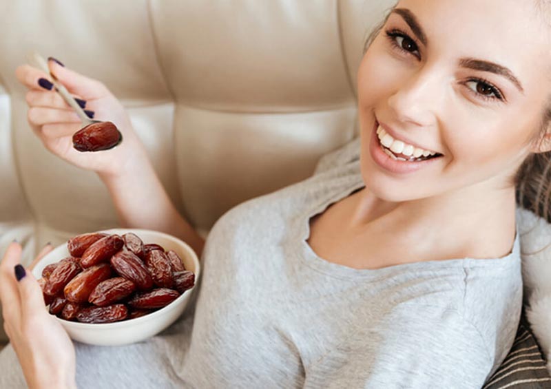 از نظر علمی خوردن خرما برای زن حامله مفید است یا مضر؟
